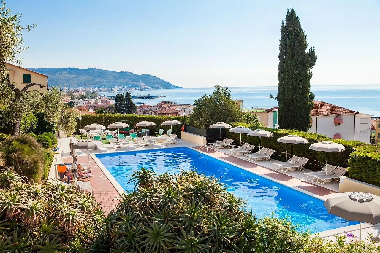 Hotel Metropol Diano Marina